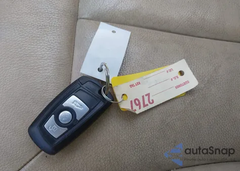 2013 BMW 328I из США, поврежденный, VIN WBA3A5G51DNP26366